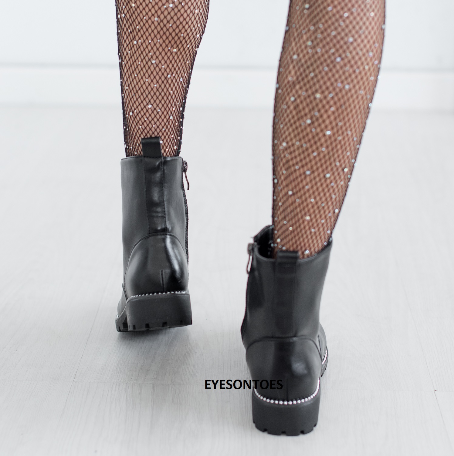 chelsea boots with diamante